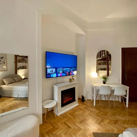 Romantic Centre Flat - Alexandra Budapeşte